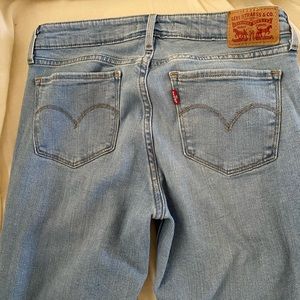 Levi’s 711 skinny